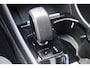 Volvo XC40 Single Motor Extended Range Plus 82 kWh / Adaptieve cruise control / Elektrische achterklep / Stoel - en stuurwielverwarming / Parkeersensoren V+A / Extra getint glas / Zwart dak / Achteruitrijcamera / MicroTech bekleding
