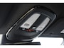 Volvo XC40 Single Motor Extended Range Plus 82 kWh / Adaptieve cruise control / Elektrische achterklep / Stoel - en stuurwielverwarming / Parkeersensoren V+A / Extra getint glas / Zwart dak / Achteruitrijcamera / MicroTech bekleding