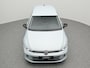 Volkswagen Golf Life Edition 1.5 eHybrid 204 PK | LED Matrix IQ | Achteruitrijcamera | Navigatie | Elek. Wegklapbare Trekhaak |