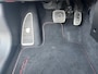 Abarth 500e Abarth Turismo 42 kWh / Accu SoH 98,43 % / CCS snel laden / Panorama dak / Navigatie / Sportstoelen / Climate Control / Apple Carplay Android / 18" LM wielen /