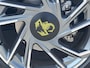 Abarth 500e Abarth Turismo 42 kWh / Accu SoH 98,43 % / CCS snel laden / Panorama dak / Navigatie / Sportstoelen / Climate Control / Apple Carplay Android / 18" LM wielen /