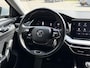 Skoda Octavia Combi 1.5 TSI First Edition | Wegklapbare trekhaak | Cruise adaptief | Stoelverwarming | Elektrische achterklep | LED | DAB | Lichtmetaal |