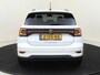 Volkswagen T-Cross 1.0 TSI R-Line | Achteruitrijcamera | Digital cockpit Pro | Adaptieve cruise control | Lane assist | Sfeerverlichting | Navigatie | Carplay |