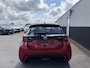 Toyota Yaris 1.5 Hybrid Dynamic edition Bi-tone zwart dak, leder, LED, Smart Key, Lichtmetalen velgen, Privacy glass, draadloze telefoonlader, elektr. buitenspiegels, navigatie Apple CarPlay/Android Auto