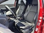 Toyota Yaris 1.5 Hybrid Dynamic edition Bi-tone zwart dak, leder, LED, Smart Key, Lichtmetalen velgen, Privacy glass, draadloze telefoonlader, elektr. buitenspiegels, navigatie Apple CarPlay/Android Auto