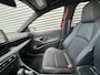 Toyota Yaris 1.5 Hybrid Dynamic edition Bi-tone zwart dak, leder, LED, Smart Key, Lichtmetalen velgen, Privacy glass, draadloze telefoonlader, elektr. buitenspiegels, navigatie Apple CarPlay/Android Auto