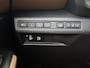 Lexus LBX Relax 2WD | Apple CarPlay / Android Auto (Navigatie) | PDC |