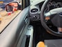 Ford Focus 2.5-20V ST/LEES TEKST
