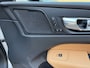 Volvo XC60 2.0 T6 Plug-in hybrid AWD Inscription Exclusive / Luchtvering / Panoramadak / 360 camera / Harman/Kardon /