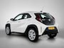Toyota Aygo X 1.0 VVT-i MT Play | BTW voertuig | Dealer onderhouden | Apple CarPlay/Android Auto | Cruise Control Adaptive | Airco | Achteruitrijcamera |