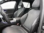 Mercedes-Benz C-klasse Estate 300 e AMG Line | Trekhaak | Panoramadak | 360° camera | Head up display | Inclusief 24 maanden Mercedes-Benz Certified garantie voor Europa.