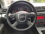 Audi A4 Limousine 2.0 157.602Km Navi BlueTooth Cruise 17"