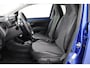 Toyota Aygo 1.0 VVT-i x-clusiv | Apple Carplay / Android Auto | Clima | Parkeersensoren achter | Camera | 15 inch | Rijstrooksensor | Bluetooth | Privacy glas