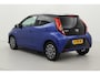 Toyota Aygo 1.0 VVT-i x-clusiv | Apple Carplay / Android Auto | Clima | Parkeersensoren achter | Camera | 15 inch | Rijstrooksensor | Bluetooth | Privacy glas