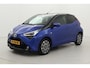 Toyota Aygo 1.0 VVT-i x-clusiv | Apple Carplay / Android Auto | Clima | Parkeersensoren achter | Camera | 15 inch | Rijstrooksensor | Bluetooth | Privacy glas