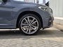 BMW X1 xDrive20i High Executive / Dealer Onderhouden / Sportstoelen / Harman & Kardon Audio / Memoryseats / HUD / Elektrische Kofferbak / Afneembare Trekhaak 2000 KG / Camera / Stoelverwarming / Cruise Control / Climate Control /