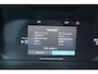 Volvo XC40 Single Motor Extended Range Ultimate 82 kWh / Adaptieve cruise control / Elektrische achterklep / Stoel - en stuurwielverwarming / Elektrisch verstelbare voorstoelen met geheugen / Extra getint glas / 360 Camera / Harman Kardon /