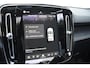 Volvo XC40 Single Motor Extended Range Ultimate 82 kWh / Adaptieve cruise control / Elektrische achterklep / Stoel - en stuurwielverwarming / Elektrisch verstelbare voorstoelen met geheugen / Extra getint glas / 360 Camera / Harman Kardon /