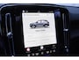 Volvo XC40 Single Motor Extended Range Ultimate 82 kWh / Adaptieve cruise control / Elektrische achterklep / Stoel - en stuurwielverwarming / Elektrisch verstelbare voorstoelen met geheugen / Extra getint glas / 360 Camera / Harman Kardon /