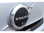 Volvo XC40 Single Motor Extended Range Ultimate 82 kWh / Adaptieve cruise control / Elektrische achterklep / Stoel - en stuurwielverwarming / Elektrisch verstelbare voorstoelen met geheugen / Extra getint glas / 360 Camera / Harman Kardon /