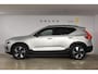 Volvo XC40 Single Motor Extended Range Ultimate 82 kWh / Adaptieve cruise control / Elektrische achterklep / Stoel - en stuurwielverwarming / Elektrisch verstelbare voorstoelen met geheugen / Extra getint glas / 360 Camera / Harman Kardon /