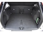 Volvo XC40 Single Motor Extended Range Ultimate 82 kWh / Adaptieve cruise control / Elektrische achterklep / Stoel - en stuurwielverwarming / Elektrisch verstelbare voorstoelen met geheugen / Extra getint glas / 360 Camera / Harman Kardon /
