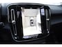 Volvo XC40 Single Motor Extended Range Ultimate 82 kWh / Adaptieve cruise control / Elektrische achterklep / Stoel - en stuurwielverwarming / Elektrisch verstelbare voorstoelen met geheugen / Extra getint glas / 360 Camera / Harman Kardon /