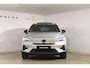 Volvo XC40 Single Motor Extended Range Ultimate 82 kWh / Adaptieve cruise control / Elektrische achterklep / Stoel - en stuurwielverwarming / Elektrisch verstelbare voorstoelen met geheugen / Extra getint glas / 360 Camera / Harman Kardon /