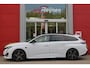 Peugeot 308 SW 1.2 Hybrid 145PK GT AUTOMAAT | PANORAMA SCHUIF/KANTEL DAK | AFNEEMBARE TREKHAAK | NAVIGATIE | SENSATION PACK: FOCAL HIFI SYSTEM (PREMIUM HIFI SYSTEEM MET 10 SPEAKERS)/DRAADLOZE TELEFOONLADER | 360° VISION & DRIVE ASSIST PLUS PACK: ACHTERUITRIJCAMERA 360° VISIOPARK 3 (4 CAMERA'S)/PARKEERHULP VOOR EN ACHTER/ANTI DIEFSTAL ALARM/PEUGEOT i-COCKPIT MET CONFIGUREERBAAR 3D-INSTRUMENTENPANEEL/CLEAN CABIN | ALCANTARA EXECUTIVE PACK: BEKLEDING ALCANTARA/KUNSTLEDER INCL. ELEKTRISCH BEDIENBARE AGR STOEL EN MASSAGE OP BEIDE VOORSTOELEN | 18" LICHTMETALEN VELGEN "PORTLAND" | NAVIGATIE | DRAADLOZE APPLE CARPLAY/ANDROID AUTO | KEYLESS ENTRY/START | SFEER VERLICHTING | ZWARTE HEMELBEKLEDING | FULL LED MATRIX KOPLAMPEN |