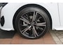 Peugeot 308 SW 1.2 Hybrid 145PK GT AUTOMAAT | PANORAMA SCHUIF/KANTEL DAK | AFNEEMBARE TREKHAAK | NAVIGATIE | SENSATION PACK: FOCAL HIFI SYSTEM (PREMIUM HIFI SYSTEEM MET 10 SPEAKERS)/DRAADLOZE TELEFOONLADER | 360° VISION & DRIVE ASSIST PLUS PACK: ACHTERUITRIJCAMERA 360° VISIOPARK 3 (4 CAMERA'S)/PARKEERHULP VOOR EN ACHTER/ANTI DIEFSTAL ALARM/PEUGEOT i-COCKPIT MET CONFIGUREERBAAR 3D-INSTRUMENTENPANEEL/CLEAN CABIN | ALCANTARA EXECUTIVE PACK: BEKLEDING ALCANTARA/KUNSTLEDER INCL. ELEKTRISCH BEDIENBARE AGR STOEL EN MASSAGE OP BEIDE VOORSTOELEN | 18" LICHTMETALEN VELGEN "PORTLAND" | NAVIGATIE | DRAADLOZE APPLE CARPLAY/ANDROID AUTO | KEYLESS ENTRY/START | SFEER VERLICHTING | ZWARTE HEMELBEKLEDING | FULL LED MATRIX KOPLAMPEN |