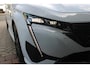 Peugeot 308 SW 1.2 Hybrid 145PK GT AUTOMAAT | PANORAMA SCHUIF/KANTEL DAK | AFNEEMBARE TREKHAAK | NAVIGATIE | SENSATION PACK: FOCAL HIFI SYSTEM (PREMIUM HIFI SYSTEEM MET 10 SPEAKERS)/DRAADLOZE TELEFOONLADER | 360° VISION & DRIVE ASSIST PLUS PACK: ACHTERUITRIJCAMERA 360° VISIOPARK 3 (4 CAMERA'S)/PARKEERHULP VOOR EN ACHTER/ANTI DIEFSTAL ALARM/PEUGEOT i-COCKPIT MET CONFIGUREERBAAR 3D-INSTRUMENTENPANEEL/CLEAN CABIN | ALCANTARA EXECUTIVE PACK: BEKLEDING ALCANTARA/KUNSTLEDER INCL. ELEKTRISCH BEDIENBARE AGR STOEL EN MASSAGE OP BEIDE VOORSTOELEN | 18" LICHTMETALEN VELGEN "PORTLAND" | NAVIGATIE | DRAADLOZE APPLE CARPLAY/ANDROID AUTO | KEYLESS ENTRY/START | SFEER VERLICHTING | ZWARTE HEMELBEKLEDING | FULL LED MATRIX KOPLAMPEN |