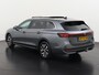 Volkswagen Passat Variant 1.5 eTSI Business DSG | DCC Adaptief | Trekhaak | Panoramadak | Head Up | Zondag Open!