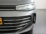 Volkswagen Passat Variant 1.5 eTSI Business DSG | DCC Adaptief | Trekhaak | Panoramadak | Head Up | Zondag Open!