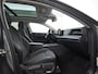 Volkswagen Passat Variant 1.5 eTSI Business DSG | DCC Adaptief | Trekhaak | Panoramadak | Head Up | Zondag Open!