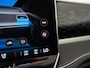 Volkswagen Passat Variant 1.5 eTSI Business DSG | DCC Adaptief | Trekhaak | Panoramadak | Head Up | Zondag Open!