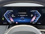 BMW iX xDrive40 327PK Executive SOH 99% Trekhaak 4-Zone Ecc Head-Up Display Camera Apple Carplay Stoelverwarming Elek.Stoelen+Stuur Elek.Achterklep Navi Ecc Bluetooth Led Lmv Pdc Live cockpit pro 2.500KG Trekgewicht Dealeronderhouden