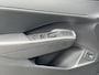 Volkswagen T-Roc 1.5 eTSI 150pk DSG R-Line | Elektrische achterklep | Trekhaak | Black Style