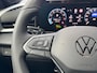 Volkswagen T-Roc 1.5 eTSI 150pk DSG R-Line | Elektrische achterklep | Trekhaak | Black Style