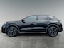 Volkswagen T-Roc 1.5 eTSI 150pk DSG R-Line | Elektrische achterklep | Trekhaak | Black Style