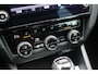 Skoda Octavia Combi 1.0 TSI DSG Automaat Clever Edition | Stoelverwarming | Parkeersensoren | Carplay/Android Auto