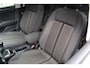 Volkswagen T-Roc 1.0 TSI Style Sport | Panoramadak | Led | Trekhaak | Clima | Adaptive Cruise