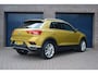 Volkswagen T-Roc 1.0 TSI Style Sport | Panoramadak | Led | Trekhaak | Clima | Adaptive Cruise