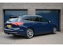 Ford Focus Wagon 1.0 EcoBoost Titanium Business | Panoramadak | Trekhaak | Leder | Keyless