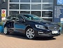 Volvo V60 2.0 T3 Nordic+ | Centrale deurvergrendeling met afstandsbediening | Cruise control | Electronic climate controle