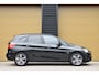 BMW 2-Serie Active Tourer 220i High Executive * Sportline * Head-up * Panoramadak * Sportstoelen * M-Stuurwiel * Trekhaak *