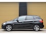 BMW 2-Serie Active Tourer 220i High Executive * Sportline * Head-up * Panoramadak * Sportstoelen * M-Stuurwiel * Trekhaak *