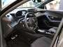 Peugeot 2008 SUV GT 145 PK Automaat | Voorraad | Snel rijden | Drive Assist Plus Pack | Navigation Pack | Vision Pack | 18" Lichtmetalen velgen