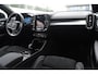 Volvo XC40 B4 211PK Automaat Plus Dark / Lounge Pakket / Extra getint glas / 360 Camera / 20'' velgen / Panoramadak / Elektrische stoelen met geheugen / Harman Kardon / Microtech/Nubuck bekleding