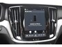 Volvo V60 T8 455PK Plug-in hybrid AWD Ultra Dark Performance Edition / Polestar Optimalisatie / Glossy black Logo's / 360 Camera / Harman Kardon audio / Head-up display / Panorama dak / 19" / Stoel- en stuurverwarming