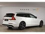Volvo V60 T8 455PK Plug-in hybrid AWD Ultra Dark Performance Edition / Polestar Optimalisatie / Glossy black Logo's / 360 Camera / Harman Kardon audio / Head-up display / Panorama dak / 19" / Stoel- en stuurverwarming